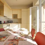 Beautiful In With Wifi Apartment
